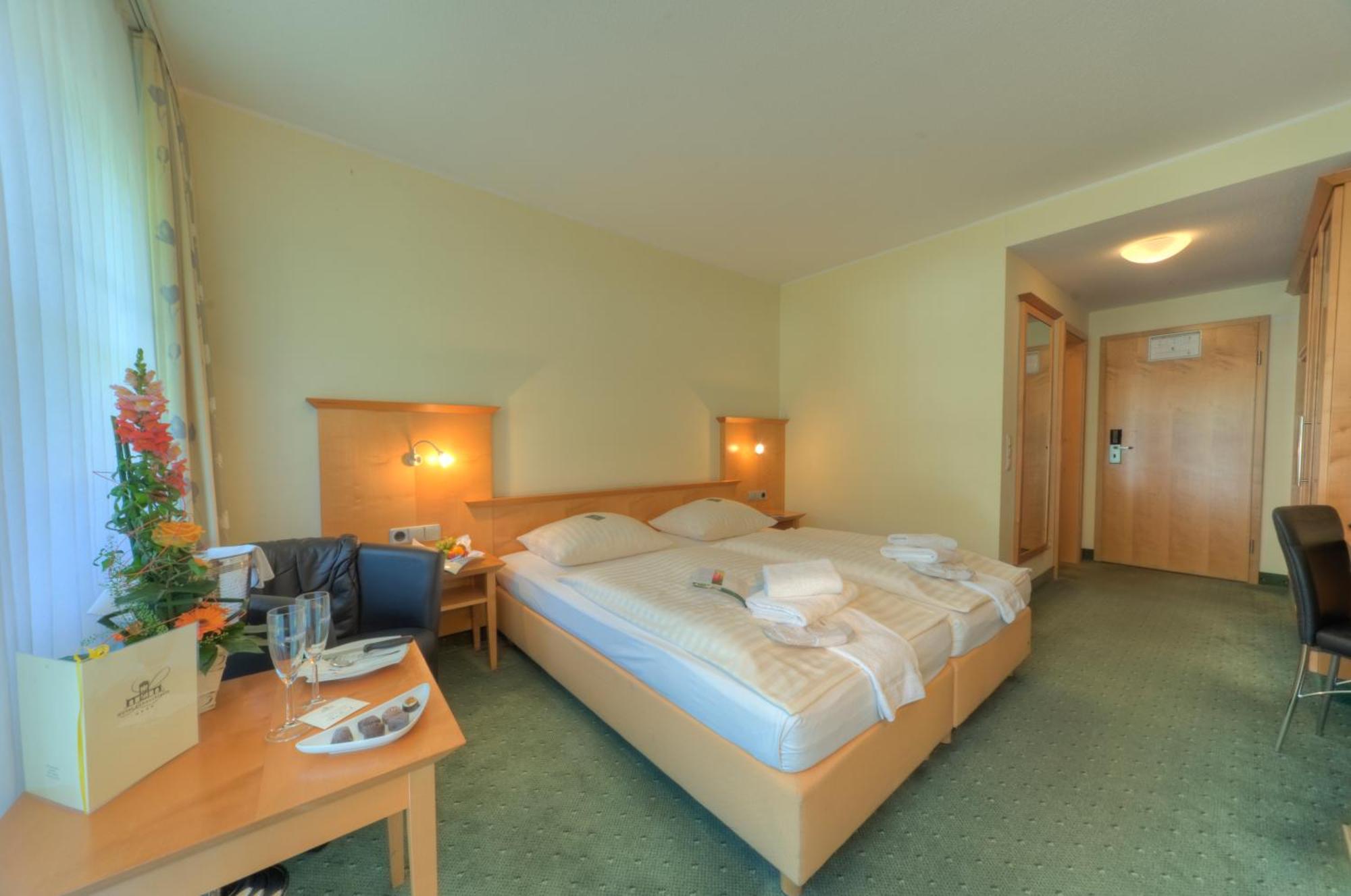 ויילבורג Hotel Lahnschleife מראה חיצוני תמונה